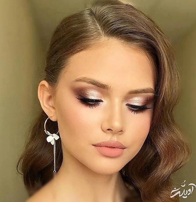 تکنیک های میکاپ مدلینگ مدل سایه چشم